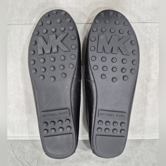 Michael Michael Kors moccasin loafers women's 8 black leather bow logo charm - Picture 8 of 15